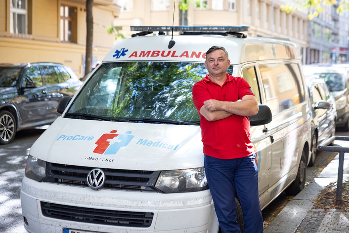 Domácí zdravotní péče a sanitní převozy pod jednou střechou